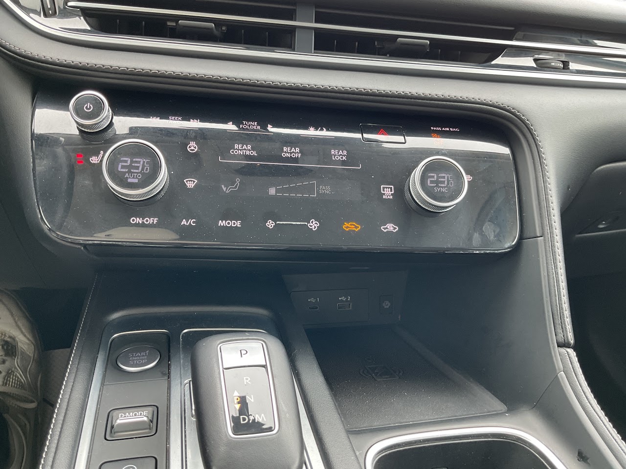 2024 INFINITI QX60 — photo 16 of 24
