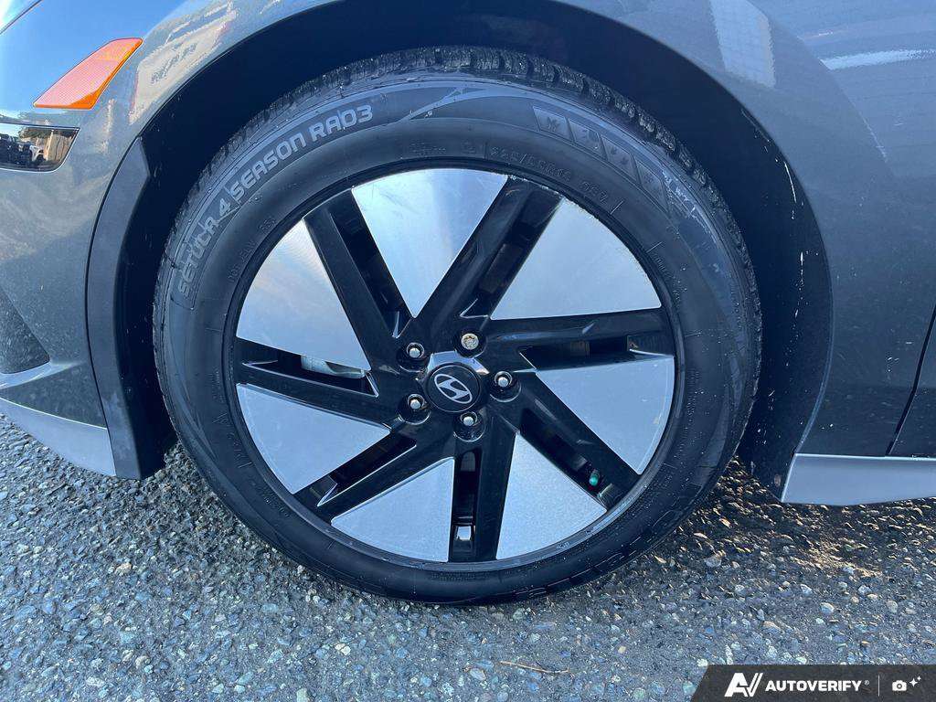 2023 Hyundai IONIQ 6 — photo 6 of 25