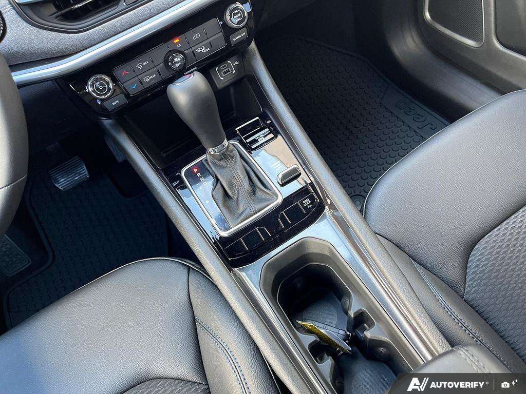 2025 Jeep Compass — photo 18 of 25