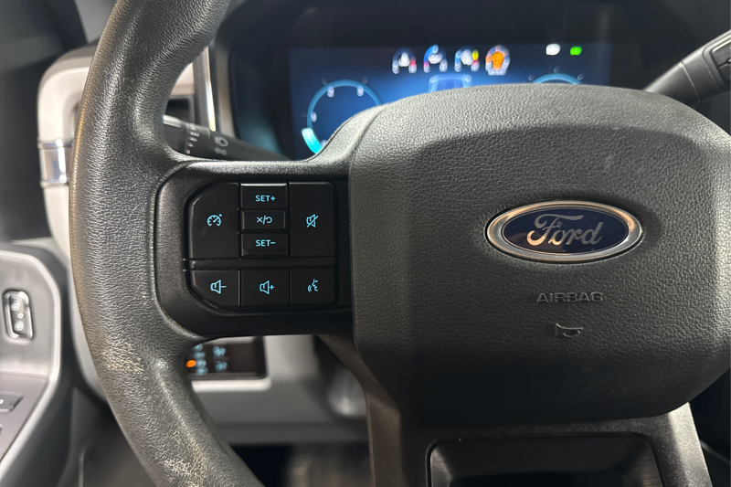 2023 Ford F-250 Super Duty — photo 29 of 34