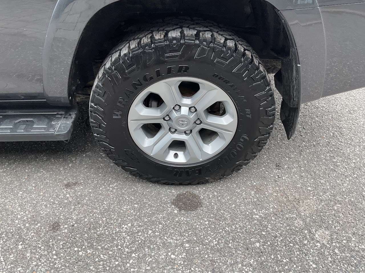 2023 Toyota 4RUNNER — photo 12 de 34