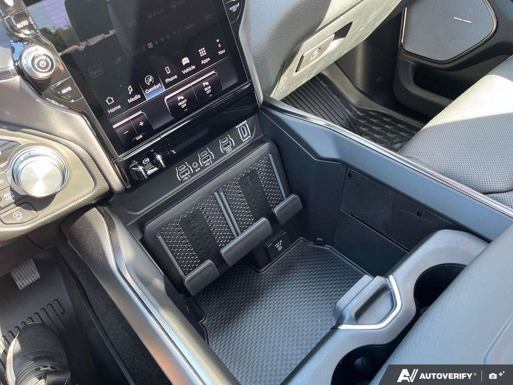 2026 Ram 1500 — photo 18 of 25
