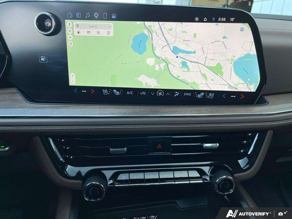 2025 Chevrolet Suburban — photo 19 of 25