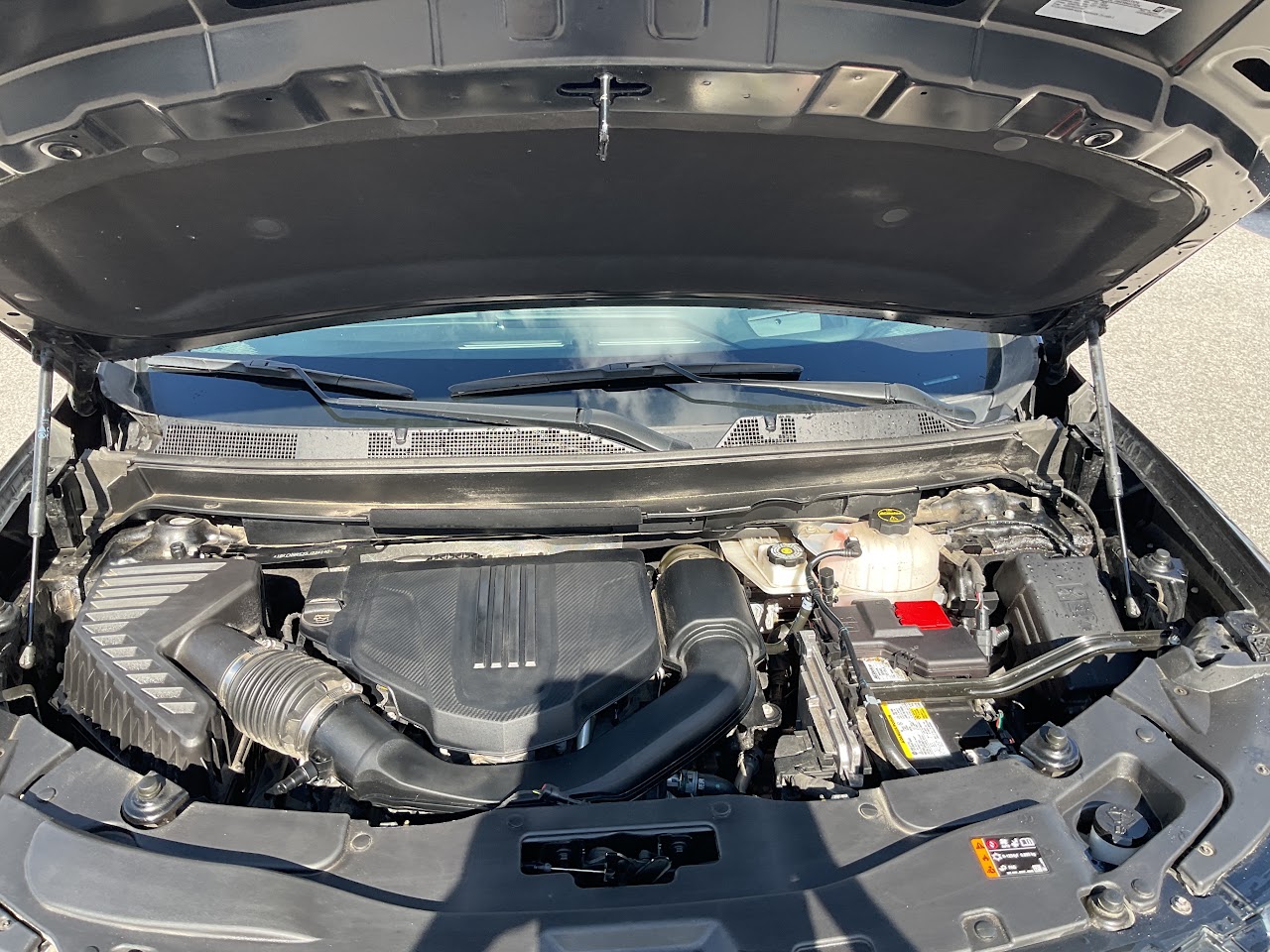 2025 GMC Acadia — photo 30 of 34