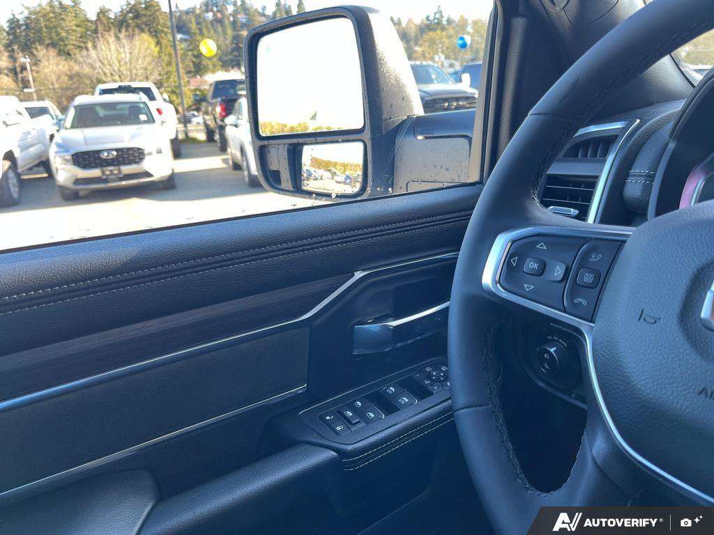 2026 Ram 3500 — photo 17 of 25