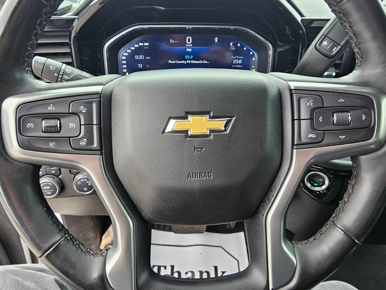 2025 Chevrolet Silverado 1500 — photo 13 of 24