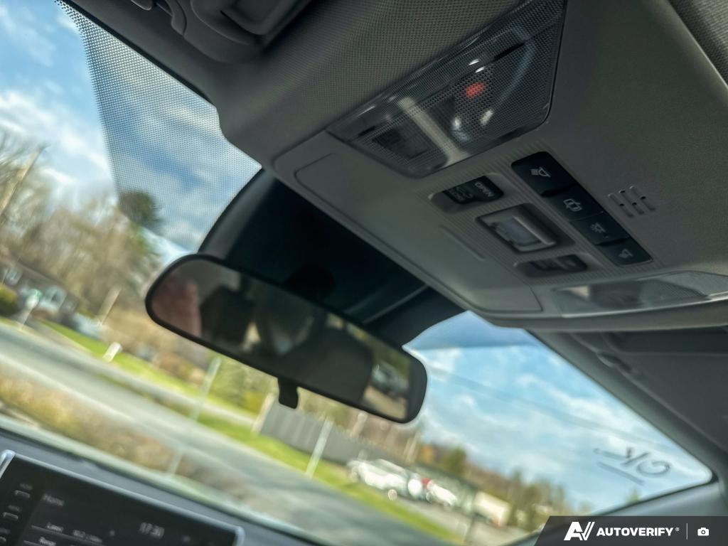 2019 Toyota RAV4 — photo 21 de 25
