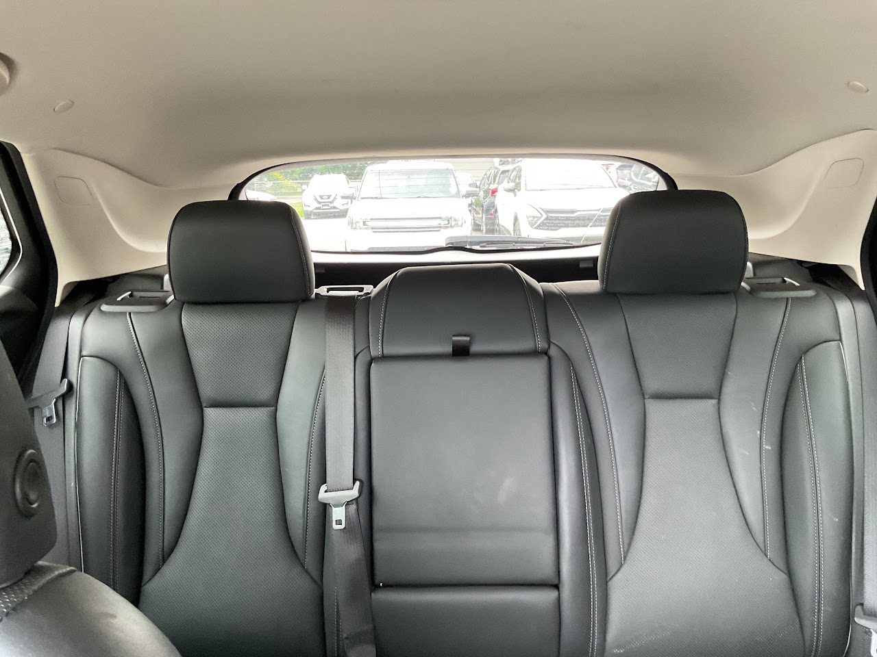 2023 Buick Envision — photo 25 of 34