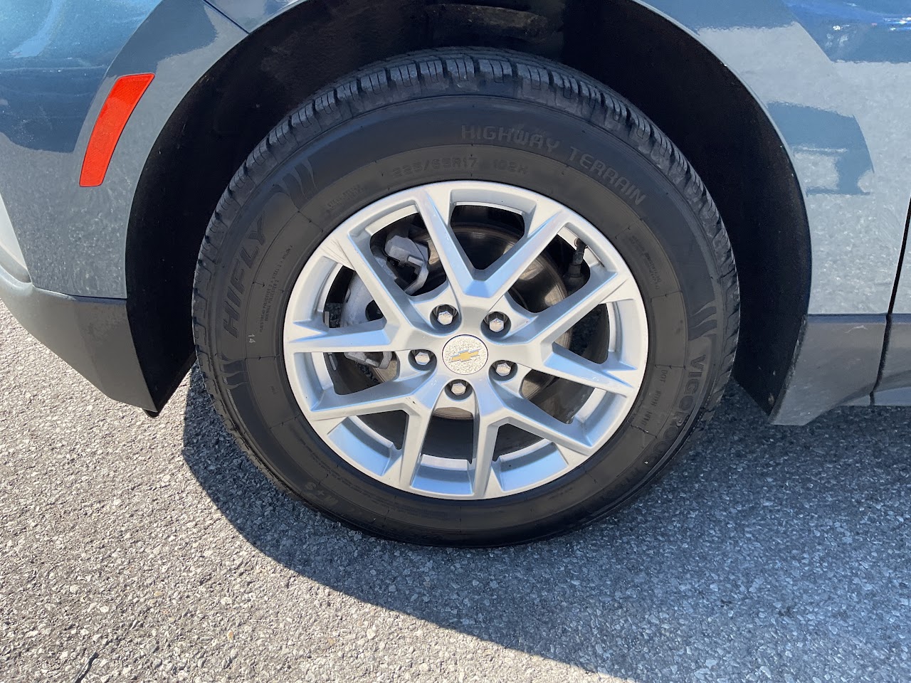 2024 Chevrolet Equinox — photo 20 of 34