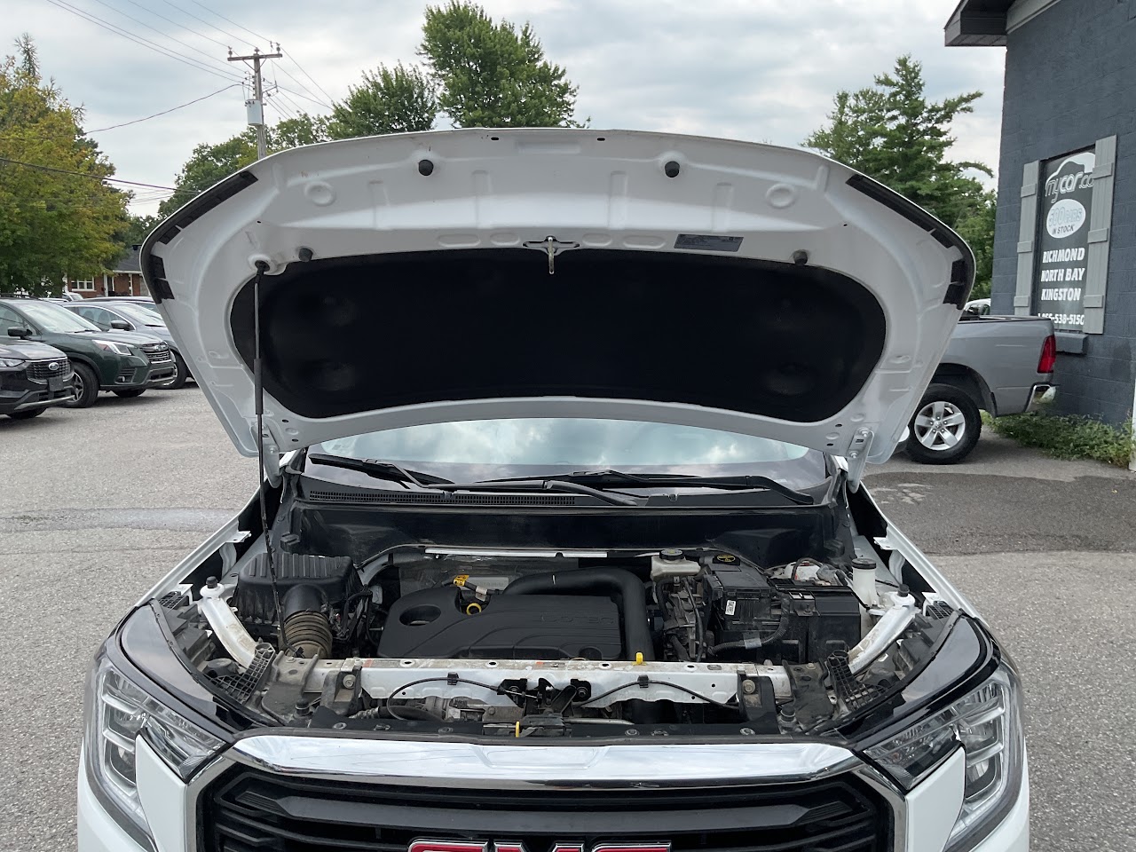 2024 GMC Terrain — photo 22 of 34