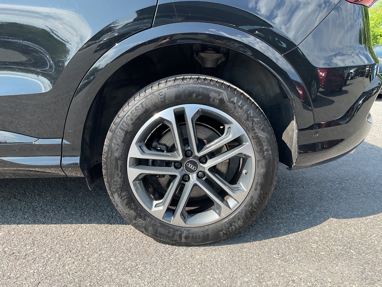 2025 Audi Q5 — photo 11 of 34