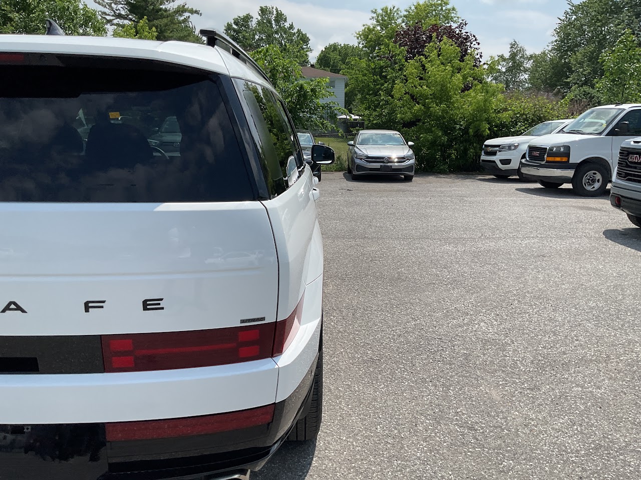 2024 Hyundai Santa Fe — photo 17 of 34