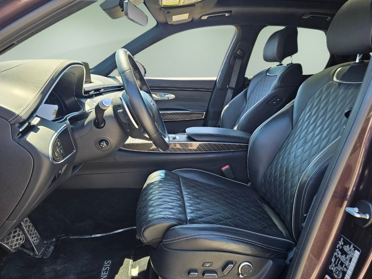 2022 Genesis GV70 — photo 5 of 19