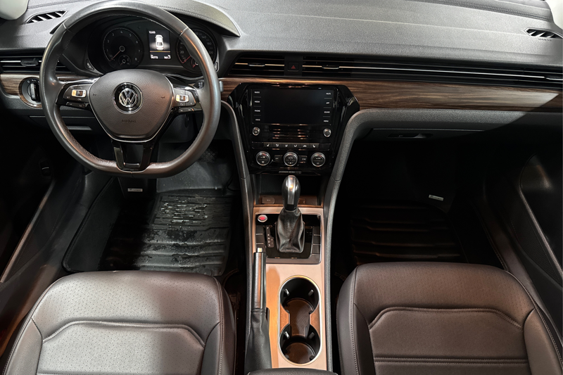 2022 Volkswagen Passat — photo 18 de 33