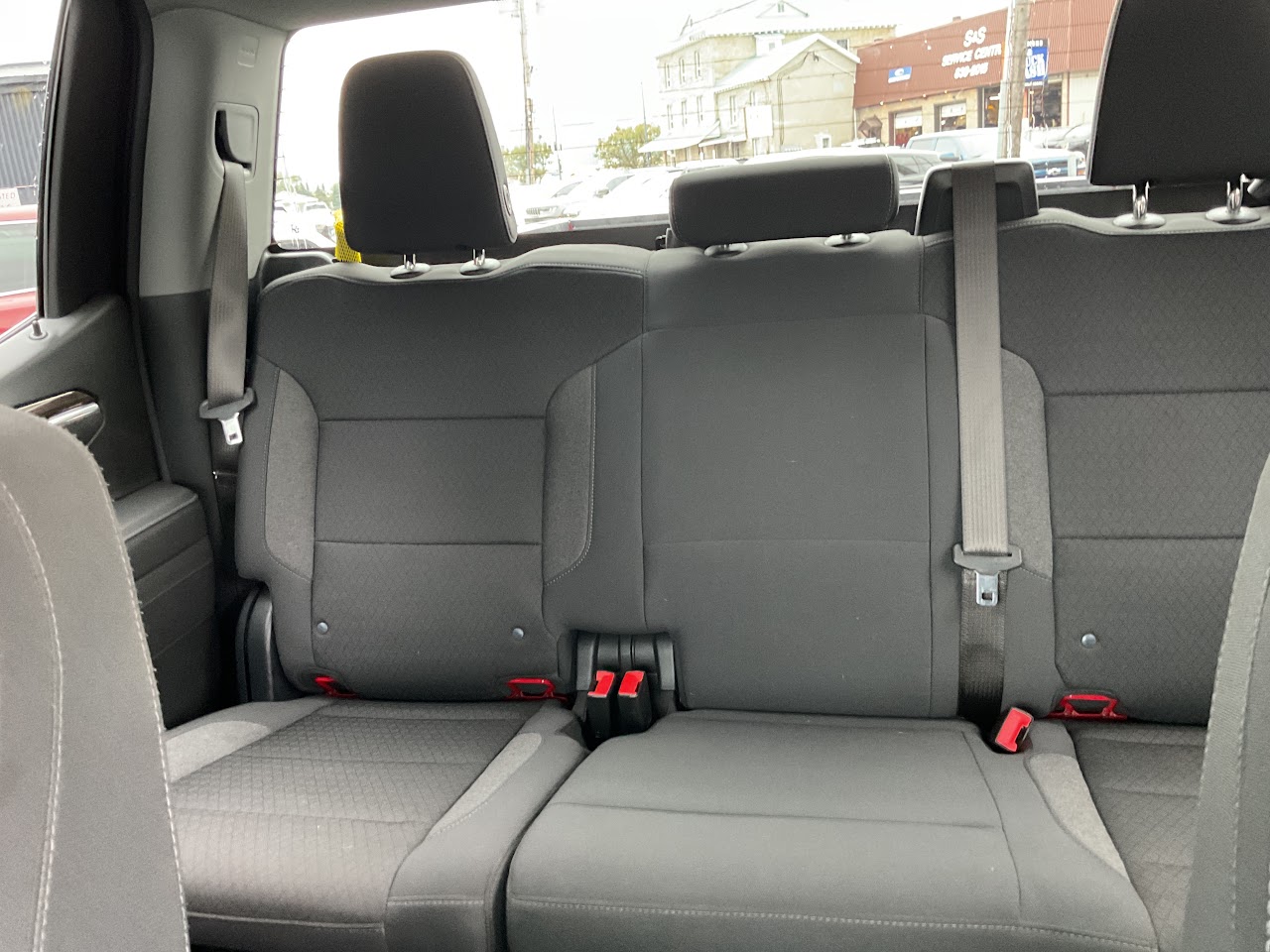 2025 Chevrolet Silverado 1500 — photo 32 of 34