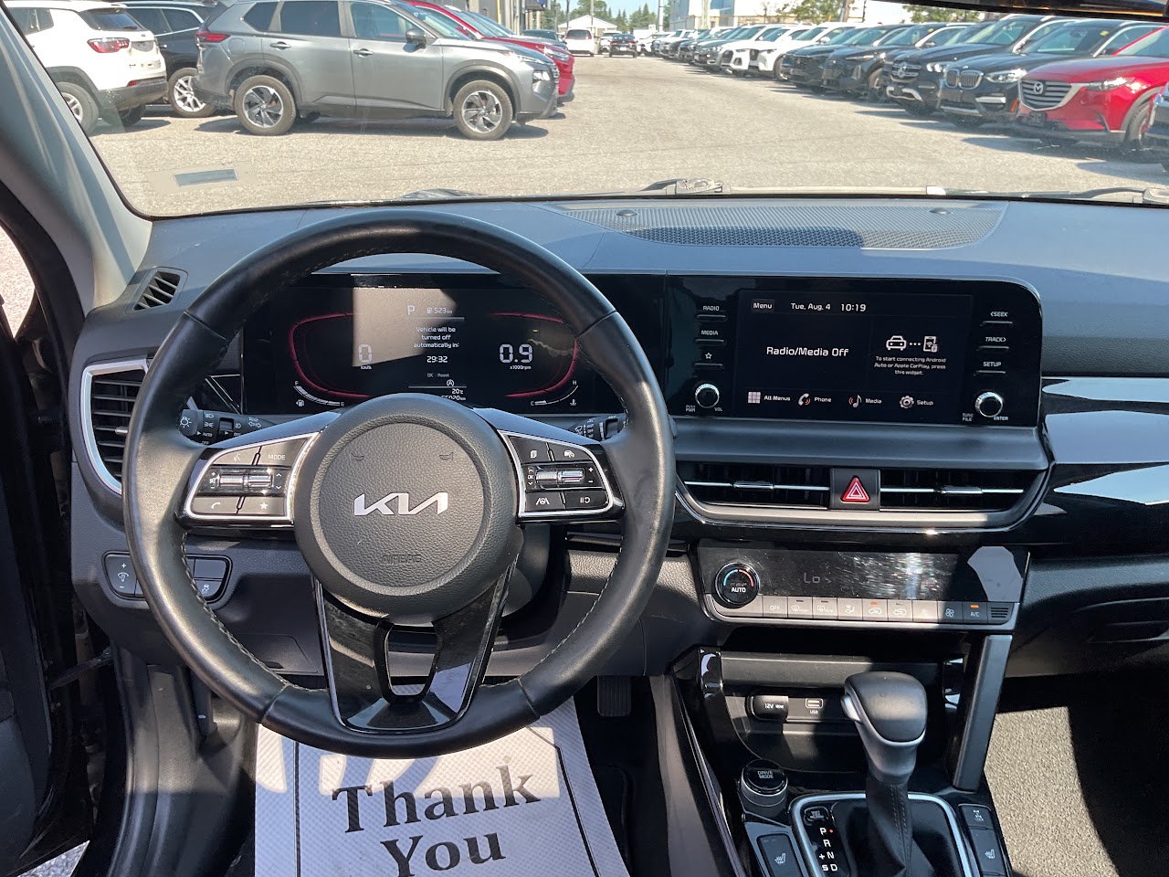 2025 Kia Seltos — photo 23 of 34