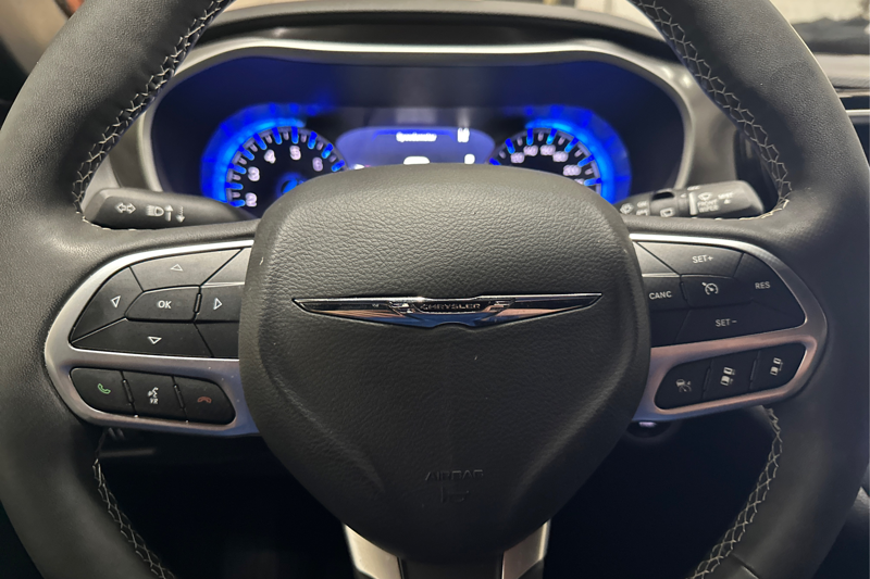 2026 Chrysler Grand Caravan — photo 14 of 28