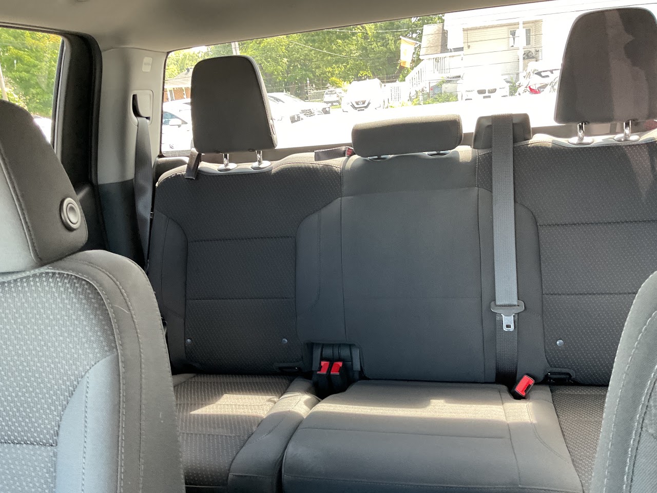 2024 GMC Sierra 1500 — photo 25 of 34