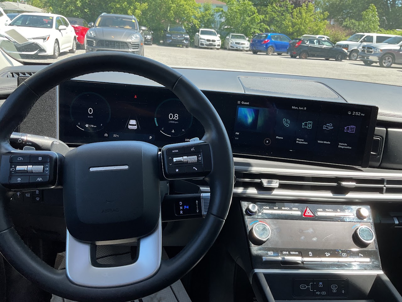 2025 Hyundai Santa Fe — photo 23 of 34