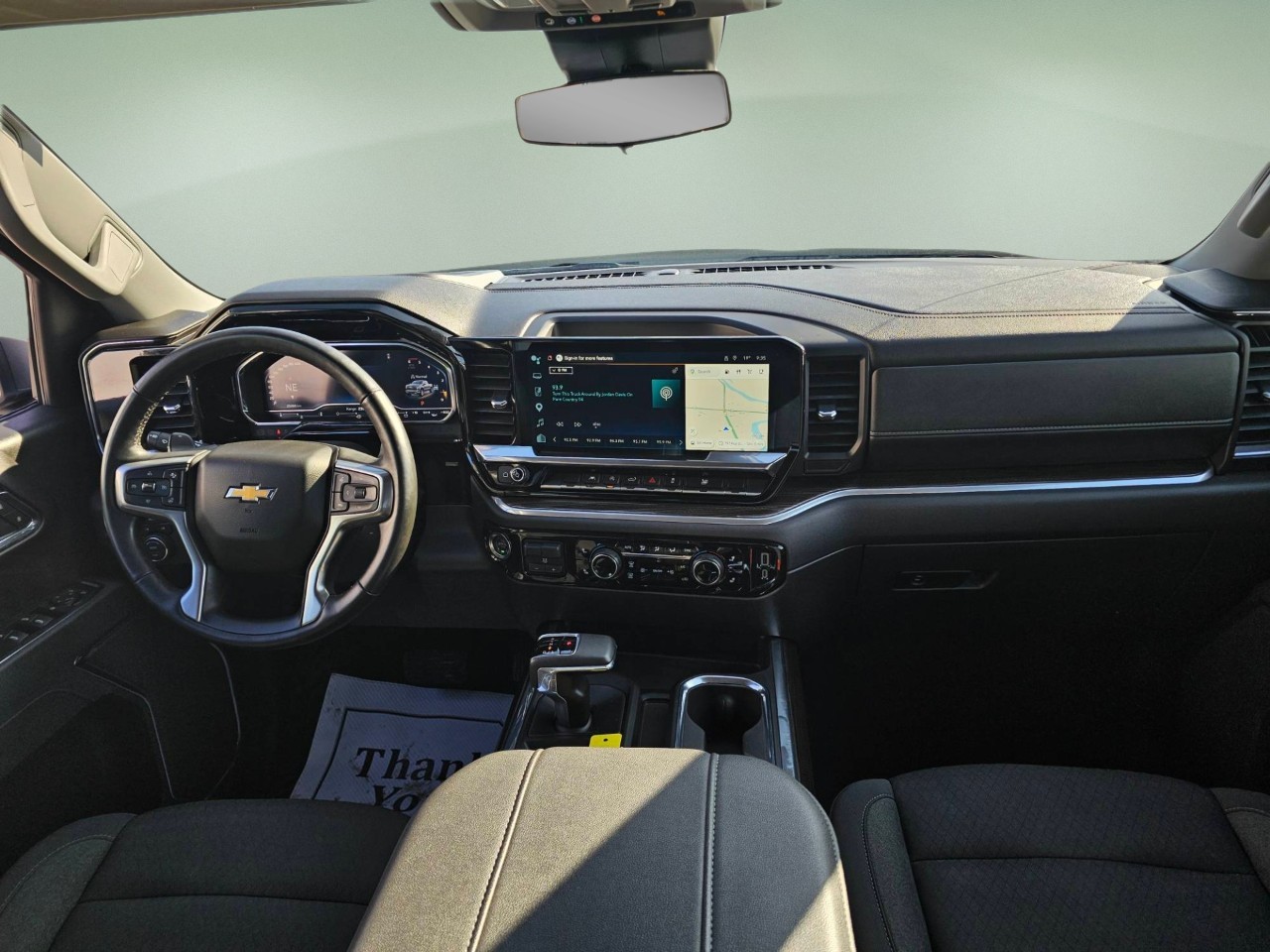 2025 Chevrolet Silverado 1500 — photo 18 of 22