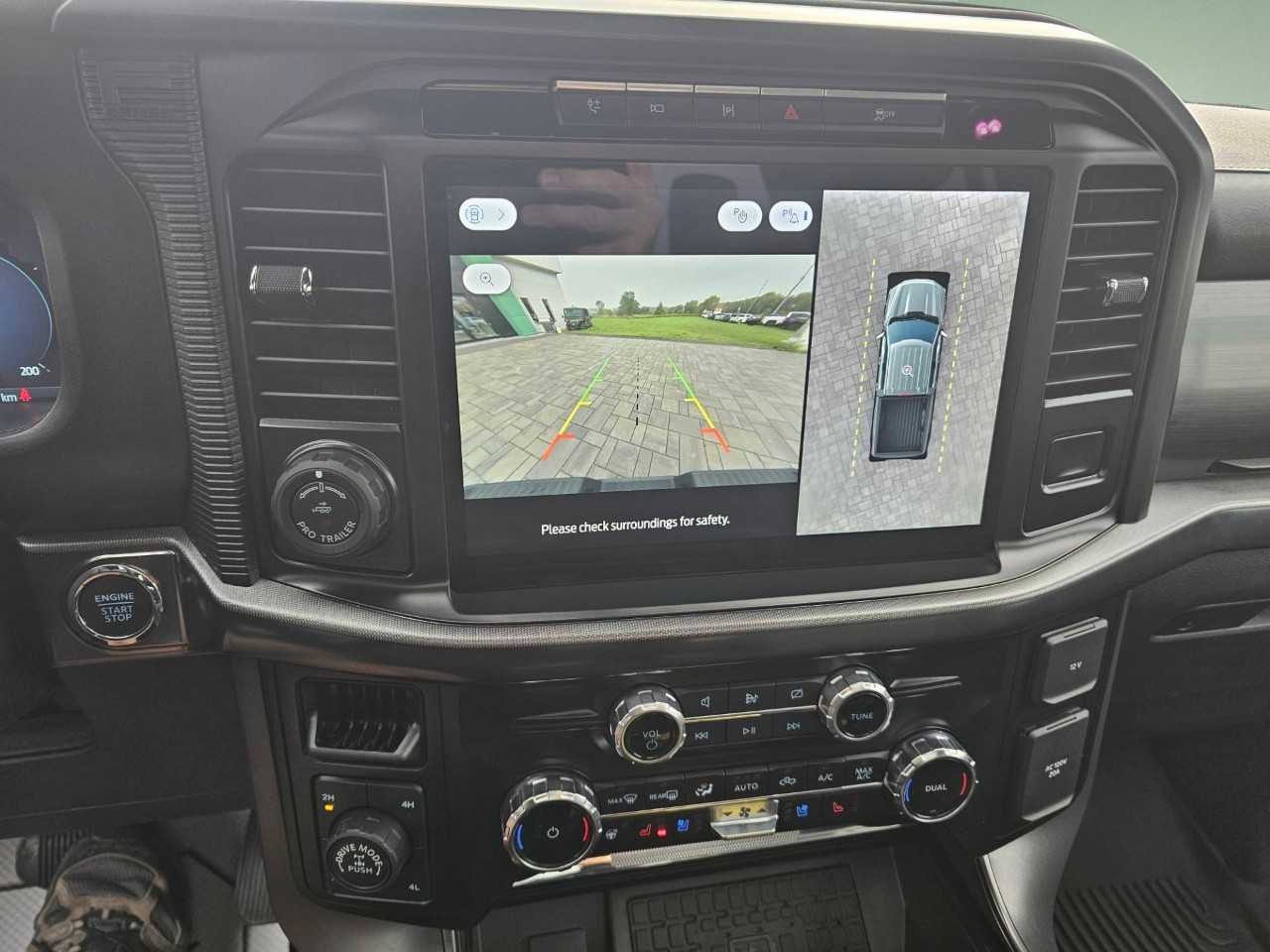 2024 Ford F-150 — photo 13 of 23