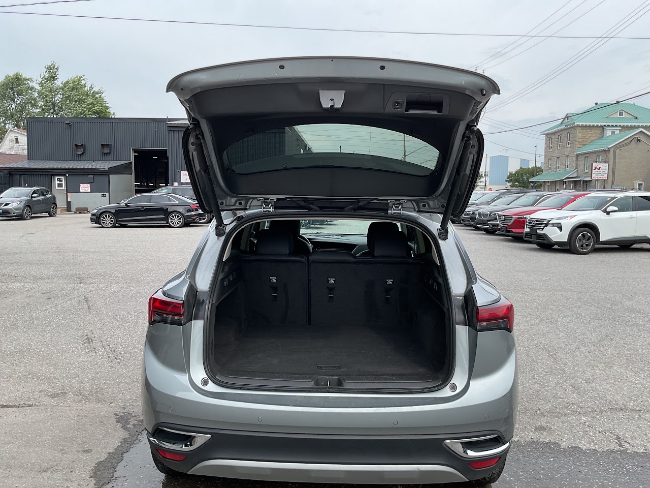 2023 Buick Envision — photo 21 of 34
