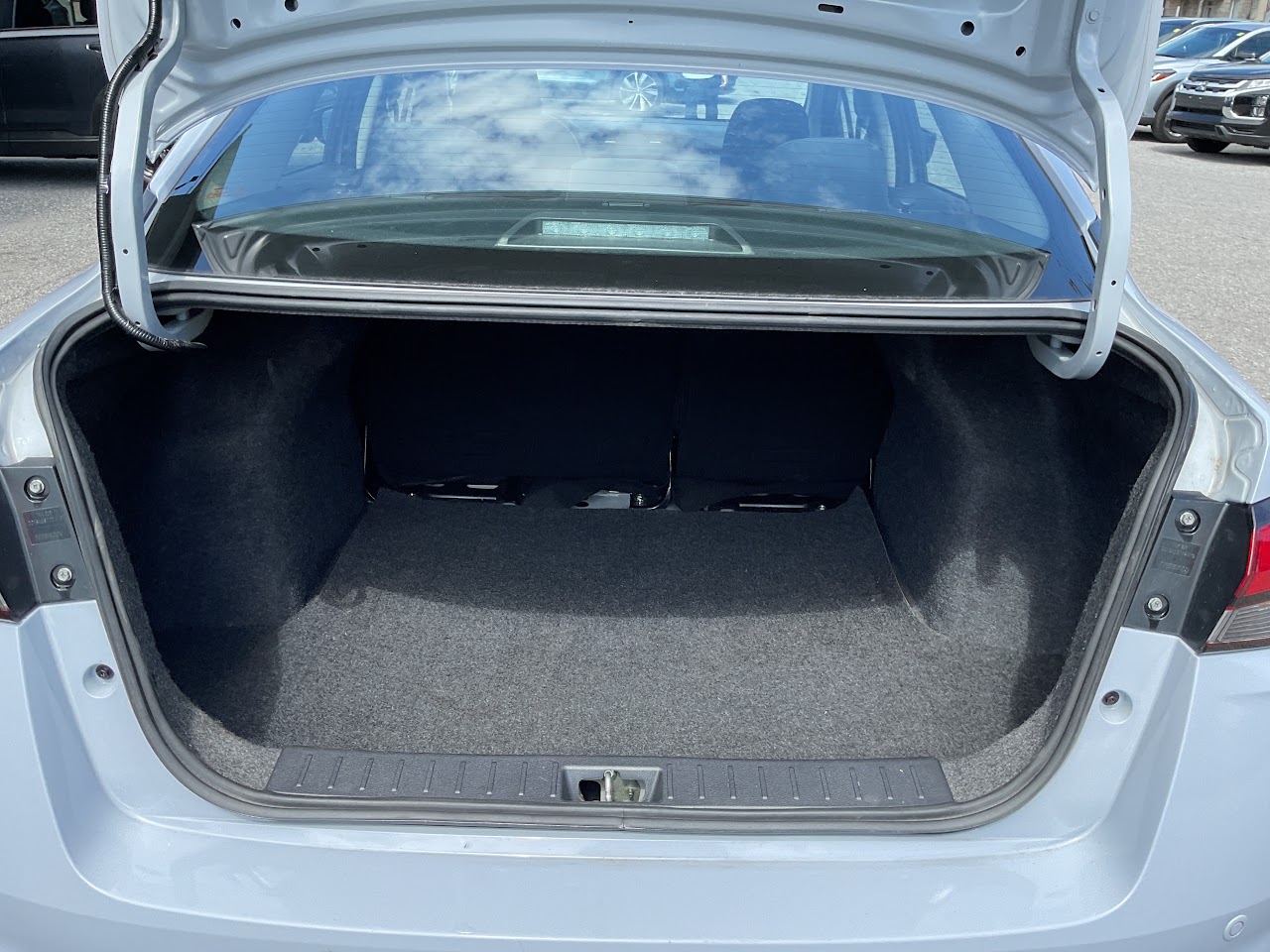 2024 Nissan Versa — photo 33 de 33