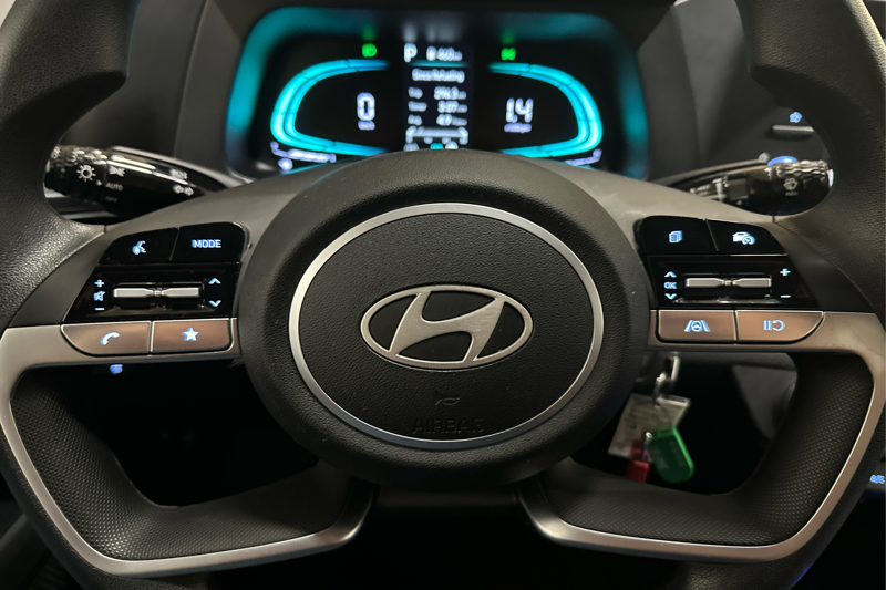 2026 Hyundai Elantra — photo 14 de 32