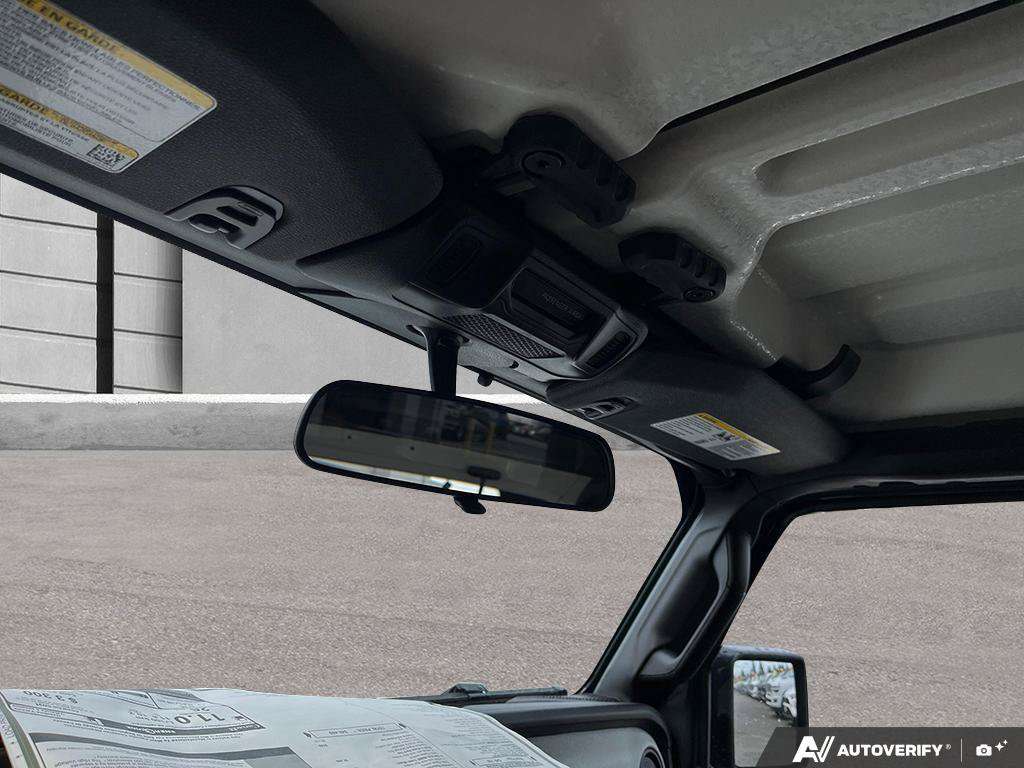 2026 Jeep Wrangler — photo 21 de 25