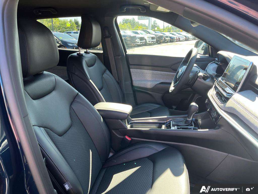 2026 Jeep Compass — photo 22 of 25