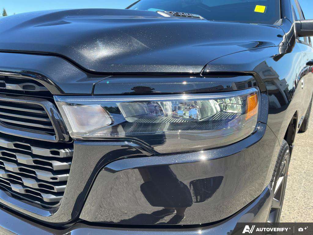 2026 Ram 1500 — photo 8 of 25