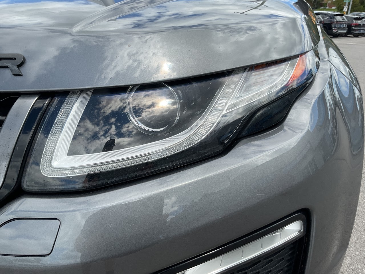 2017 Land Rover Range Rover Evoque — photo 15 of 36