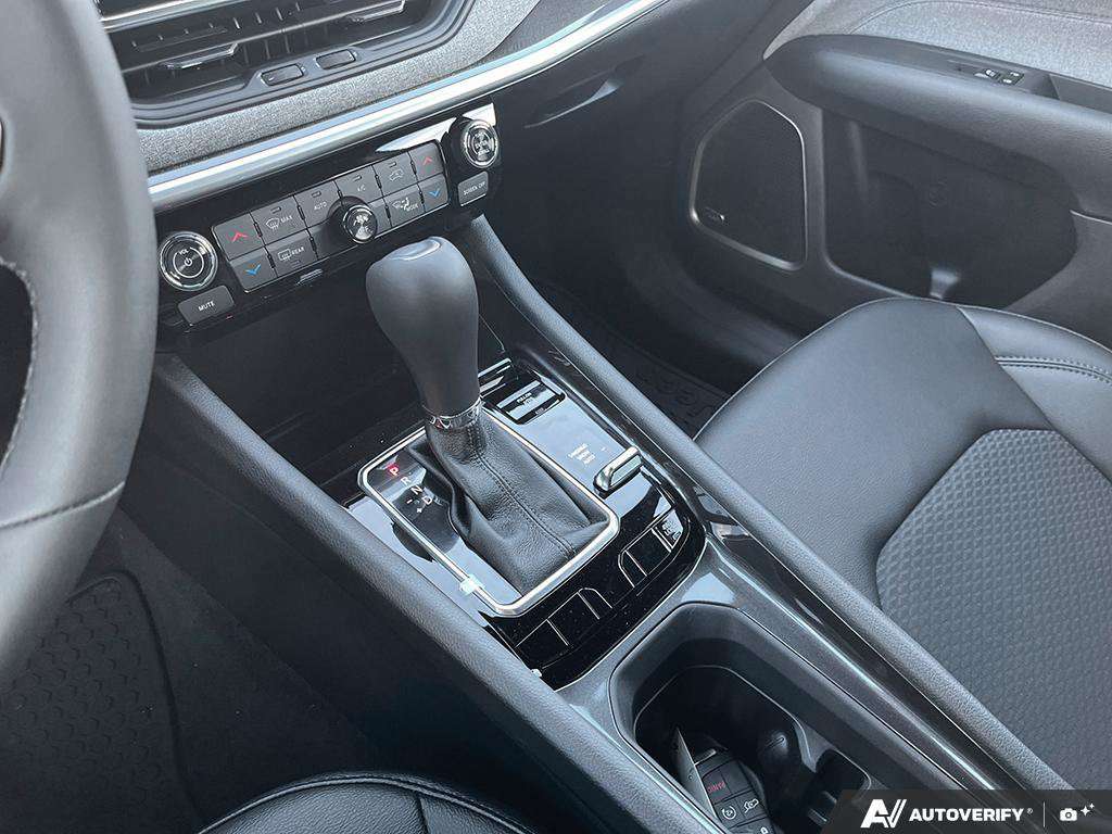 2026 Jeep Compass — photo 18 de 25