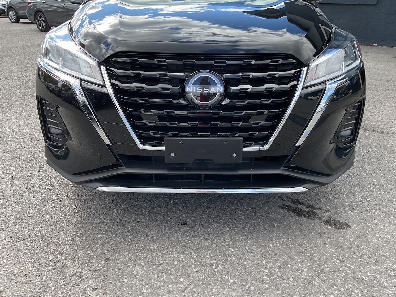 2025 Nissan Kicks Play — photo 12 of 34