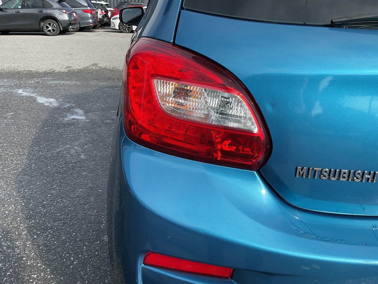 2018 Mitsubishi Mirage — photo 16 of 34