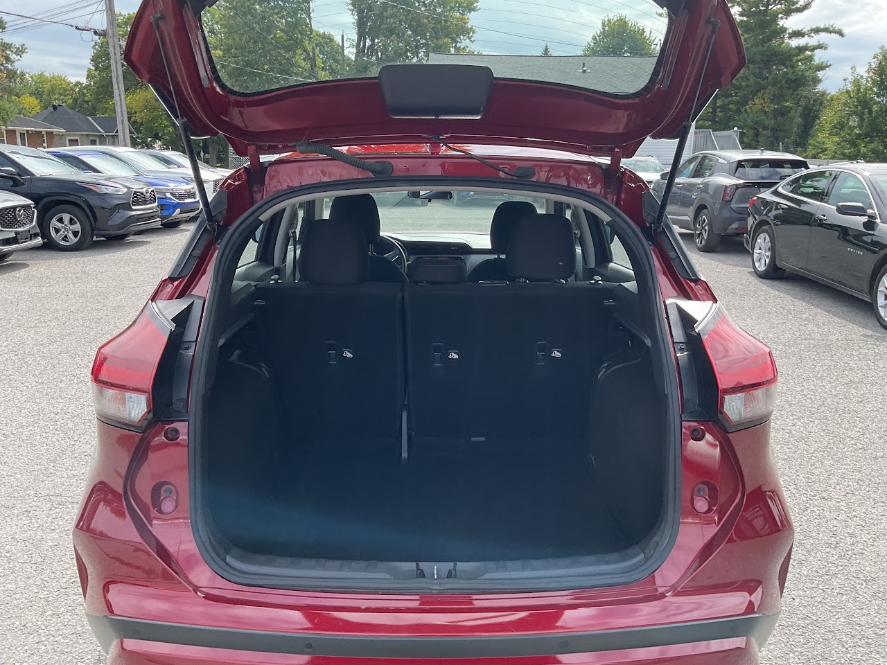 2025 Nissan Kicks Play — photo 34 of 34