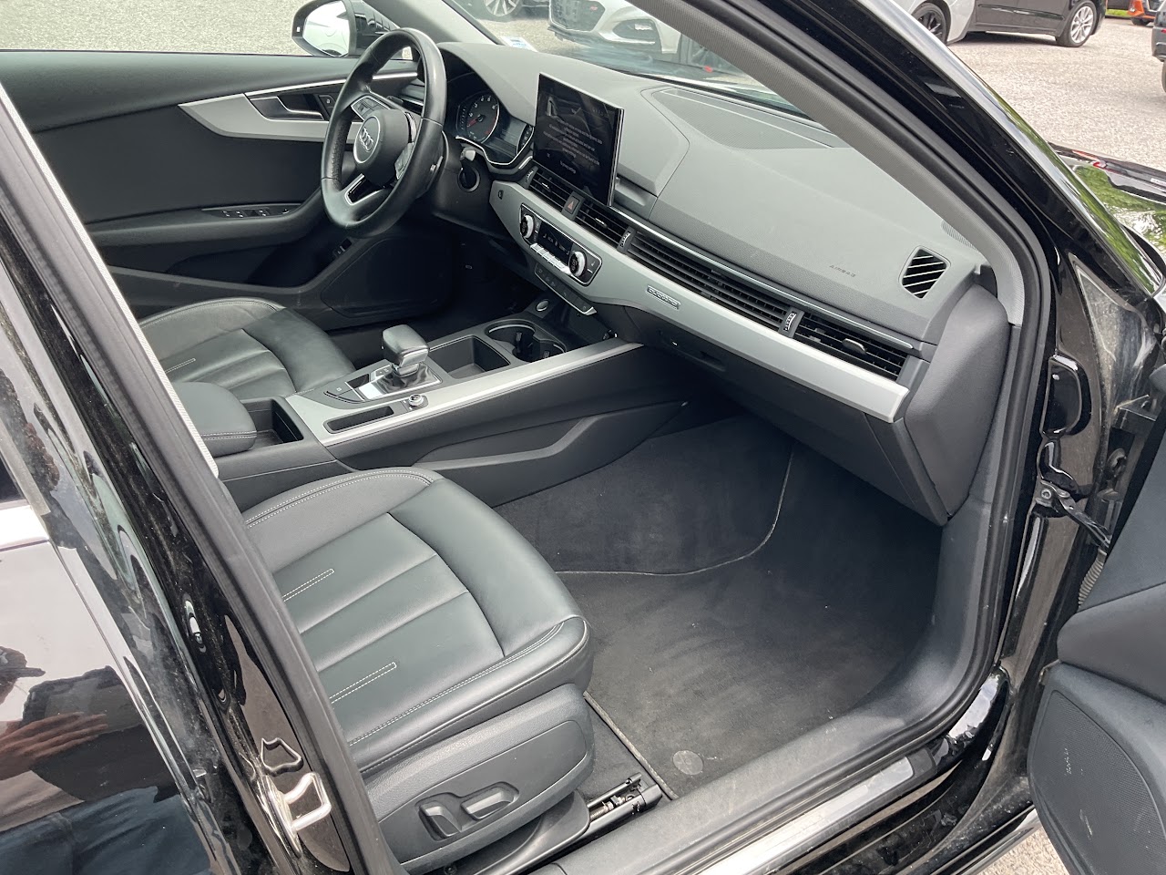 2023 Audi A4 — photo 22 of 34