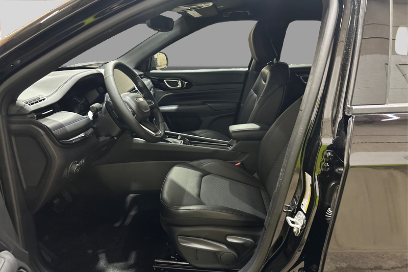 2026 Jeep Compass — photo 9 de 29