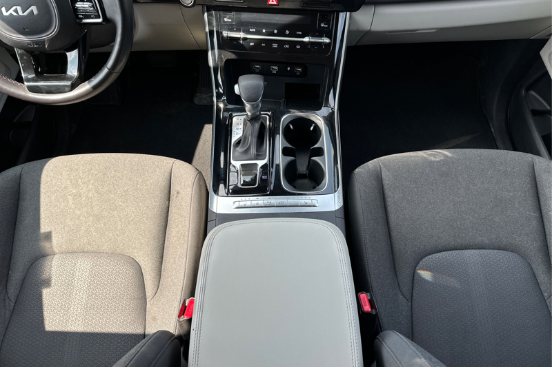 2024 Kia Carnival — photo 19 de 35