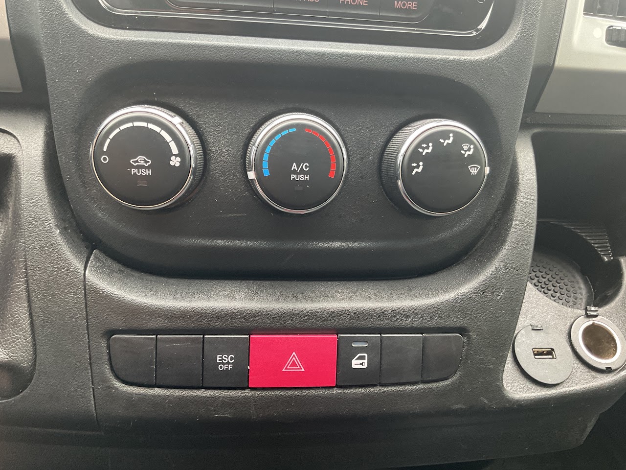 2018 Ram ProMaster Cargo Van — photo 27 de 33