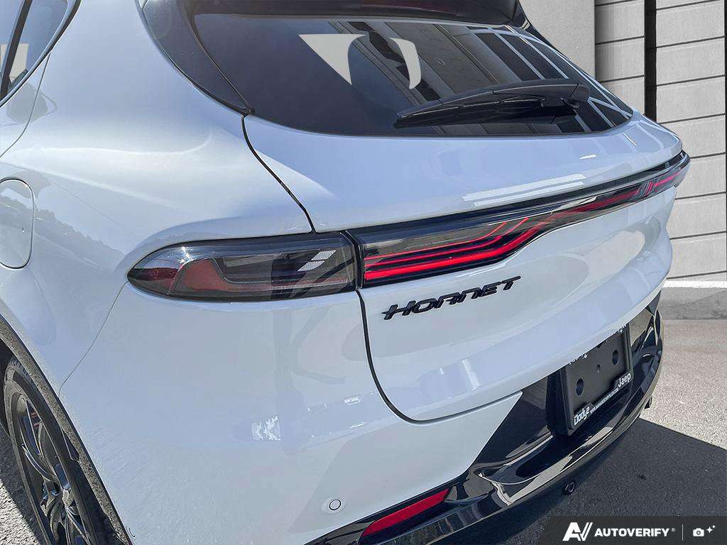 2024 Dodge Hornet — photo 11 of 25