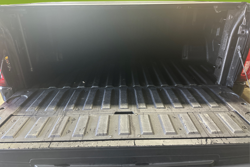 2025 GMC Sierra 1500 — photo 9 of 35