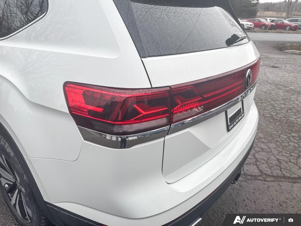 2024 Volkswagen Atlas — photo 11 of 25
