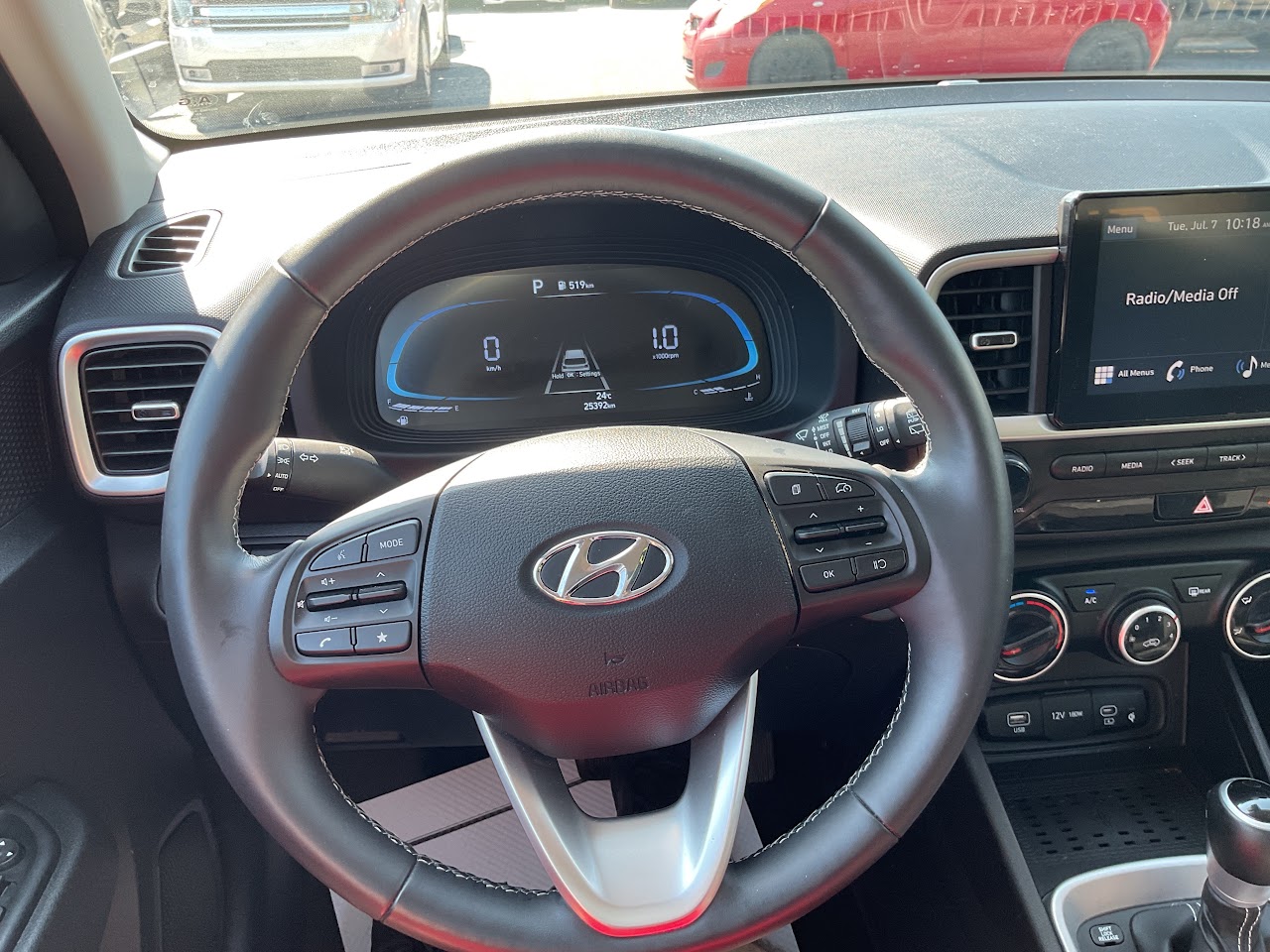 2026 Hyundai Venue — photo 23 of 34