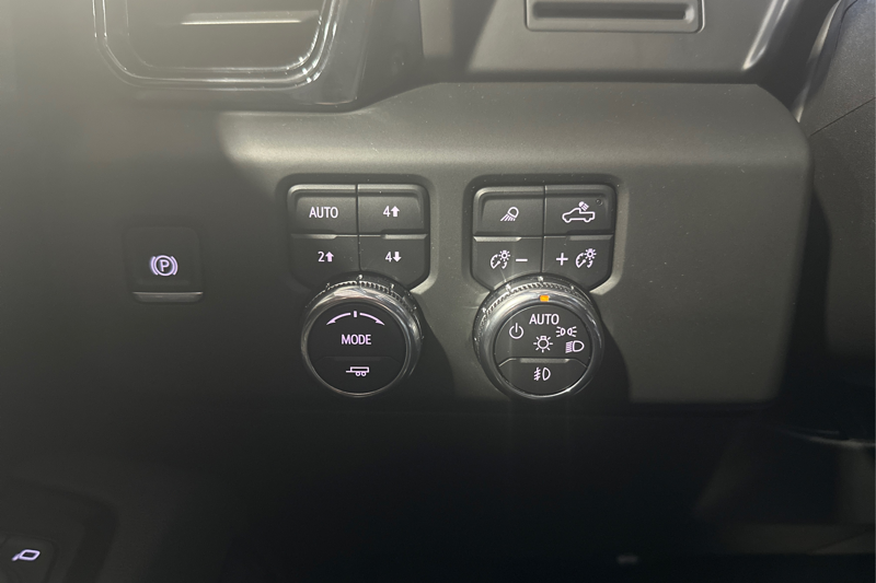 2025 GMC Sierra 1500 — photo 15 of 35