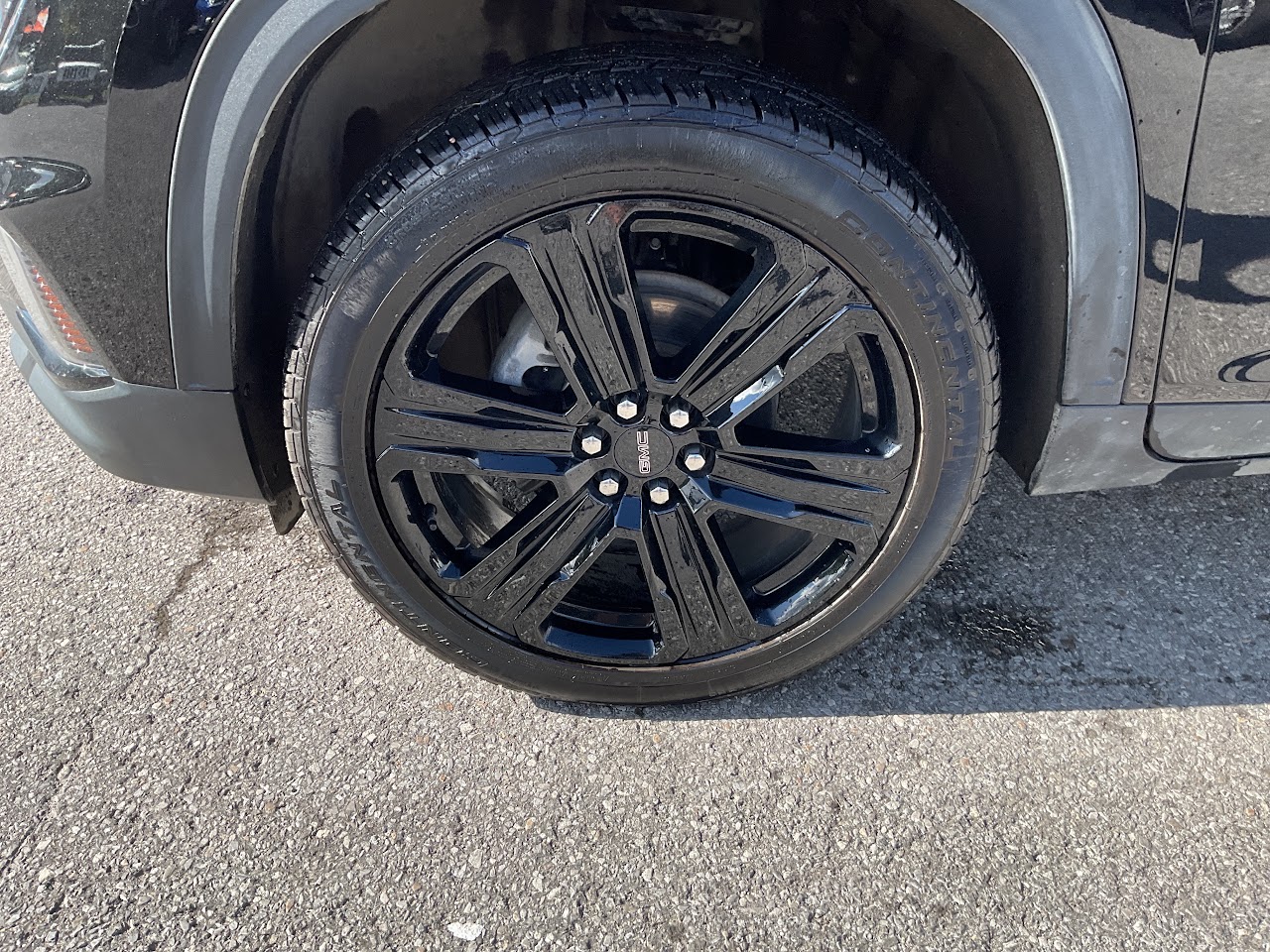 2025 GMC Acadia — photo 23 of 34