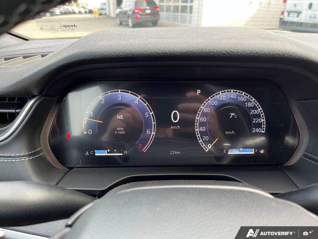 2026 Jeep Grand Cherokee — photo 15 of 25