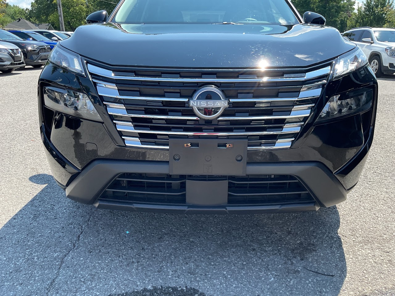 2026 Nissan Rogue — photo 18 of 33