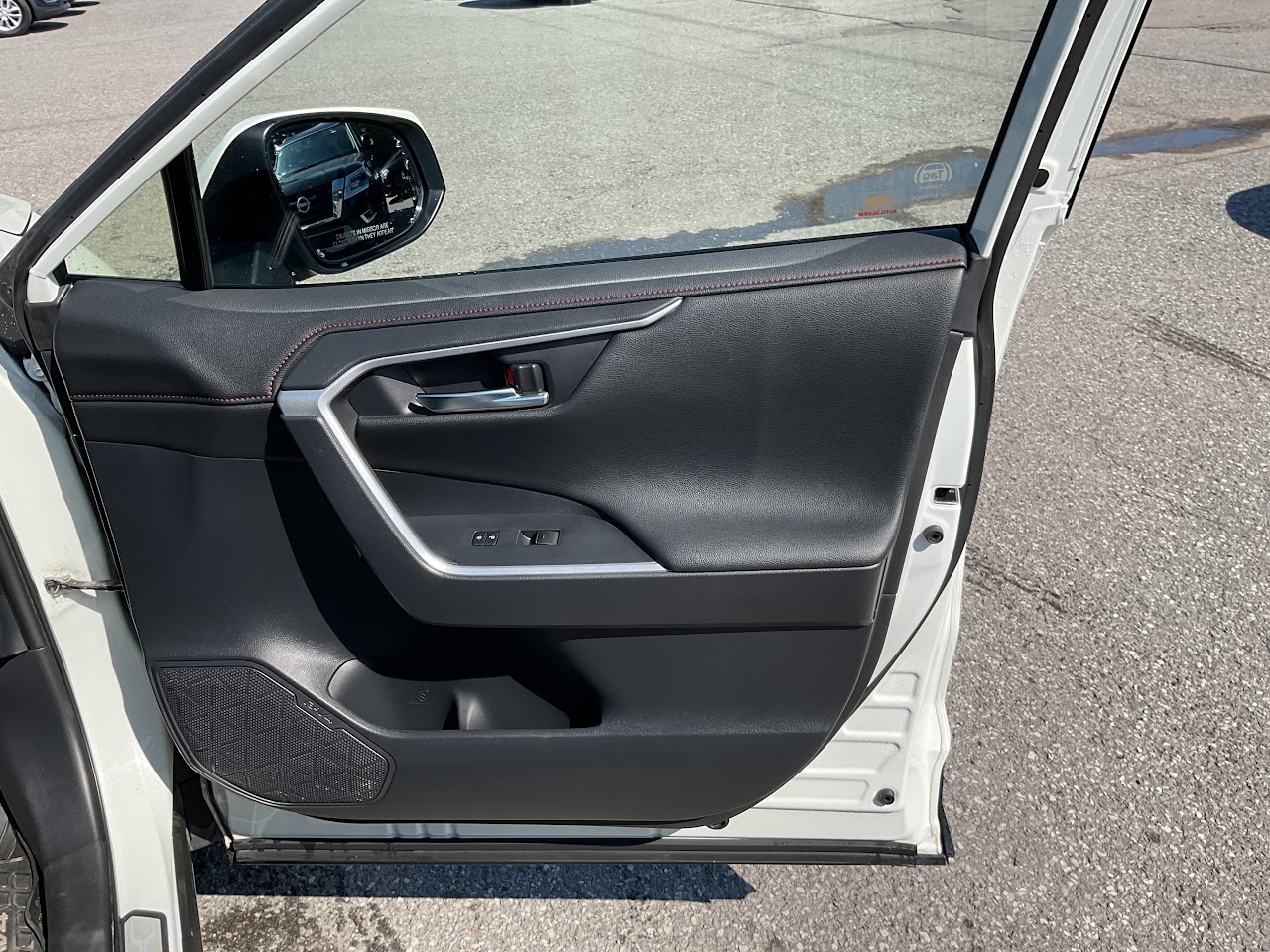 2022 Toyota RAV4 — photo 29 de 32
