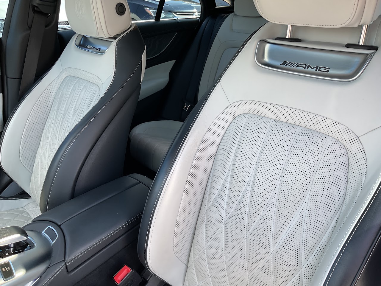 2022 Mercedes-Benz AMG GT — photo 20 of 37